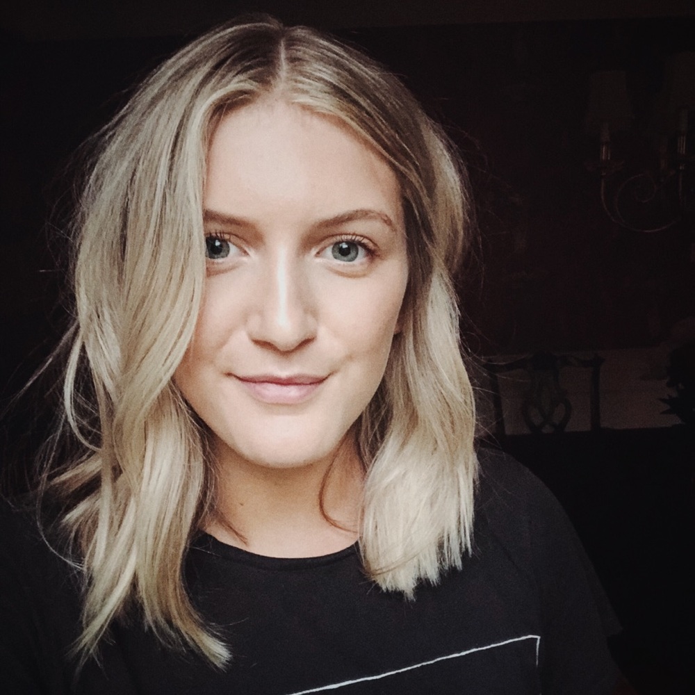 Meet your Posher, Caroline